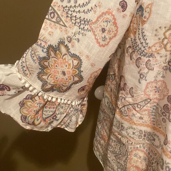 New Direction Blouse Size Large Floral Bell Sleeve Gathered Neck - Picture 5 of 11